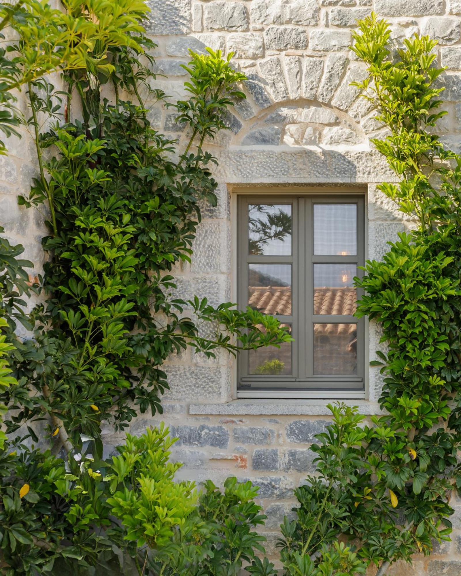 Trapela Limeni Luxury Suites Esterno foto