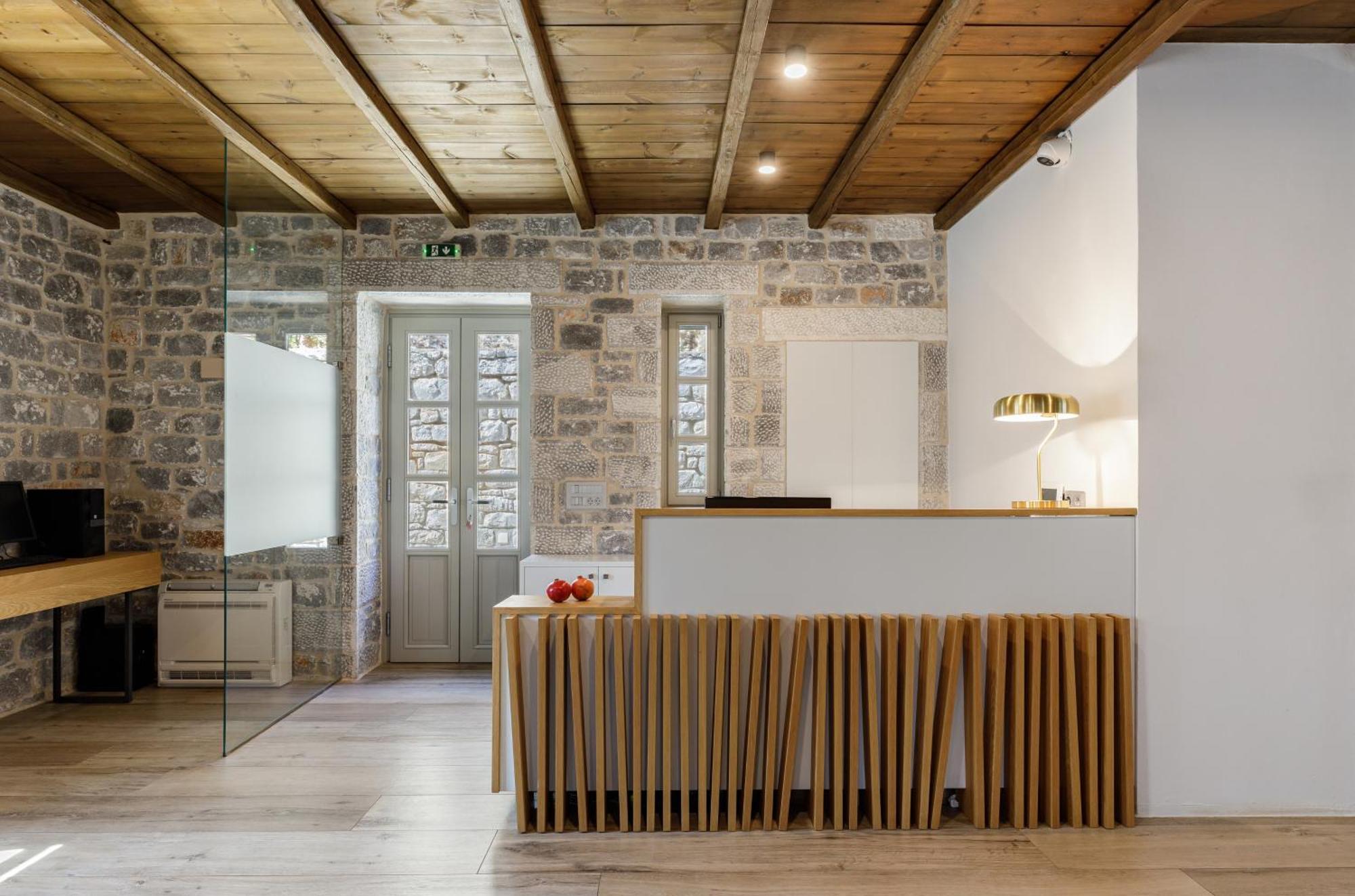 Trapela Limeni Luxury Suites Esterno foto